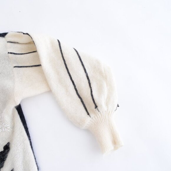 Vintage Escada Black Cream Colour Blocked Sequin Fine Knit Bat Wing Sweater M - Picture 5 of 11